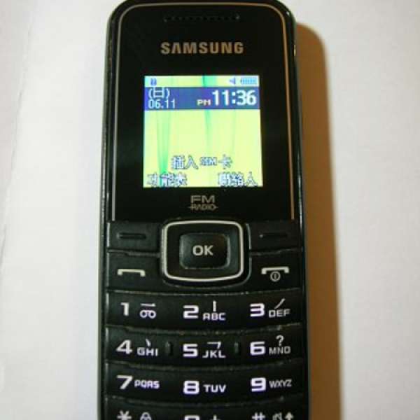 Samsung GT-E1055TG 雙頻手機 (2手, 約8成新, 一電一叉, 操作全正常)