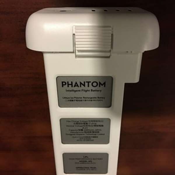 DJI Phantom 3 Professional 智慧飛行電池 98%新$500 x4