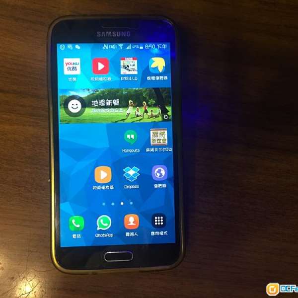 Samsung s5 黑色／金色＄800