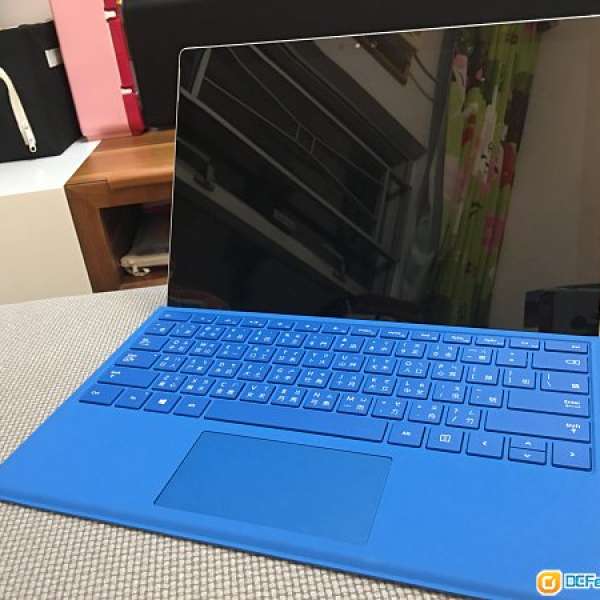 Microsoft Surface Pro 4 i5/256GB/8GB RAM 連 type cover 三年保