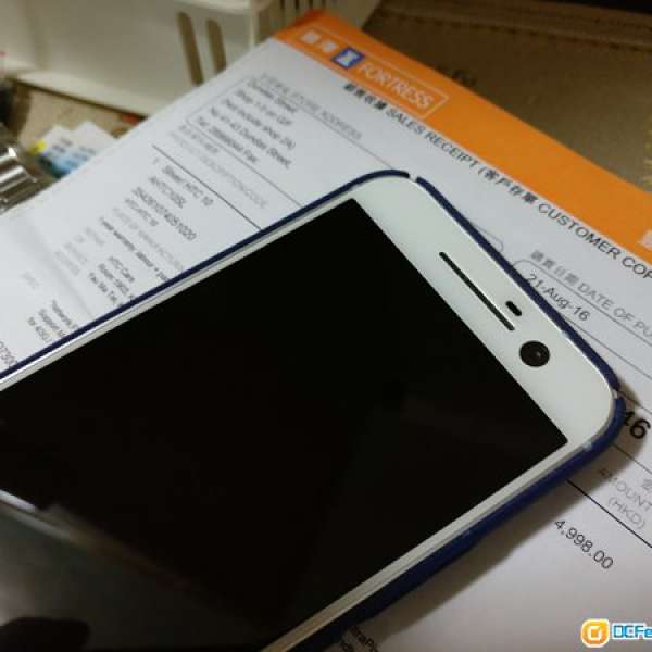 白銀色行貨HTC 10 (9成新，8月購自豐澤)