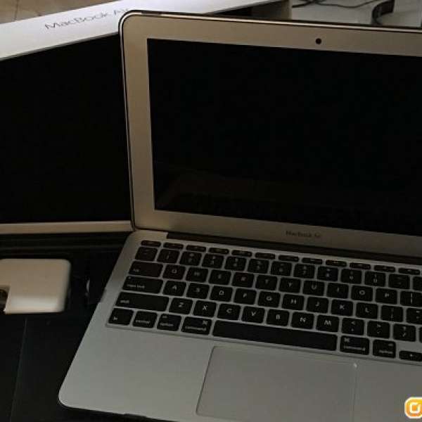 Apple MacBook Air 11" 2012 mid 64gb ssd 4gb ram