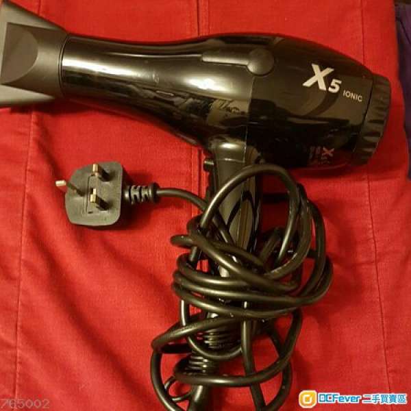 (Made In Korea) X5 Salon專業專用風筒(風力2000W) (只用了一兩個月)