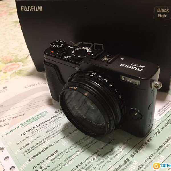 賣黑色fujifilm x70，98％新淨