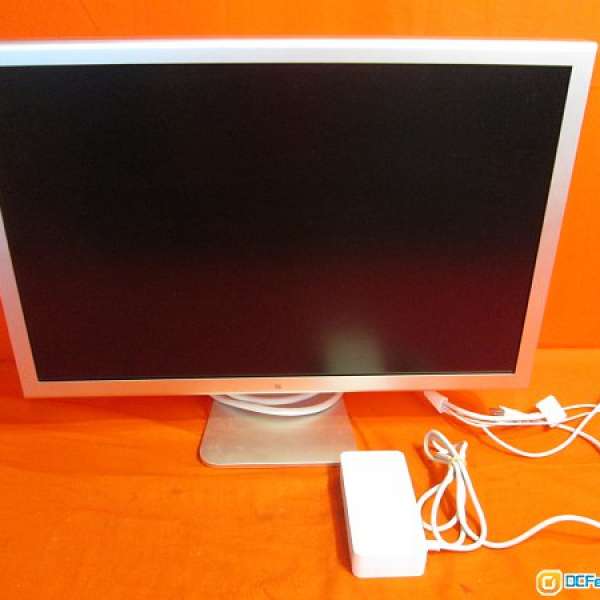 Apple cinema display 30"