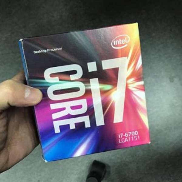 原封未開 Intel 4 Cores 8 Threads Core i7-6700 Skylake (3.4GHz,8M Cache,LGA
