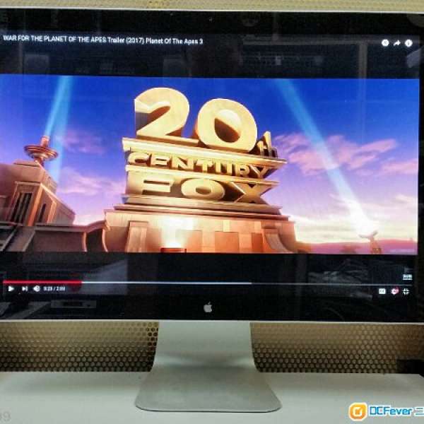 Apple 24" LED Cinema Thunderbolt Display 內置鏡頭 喇叭