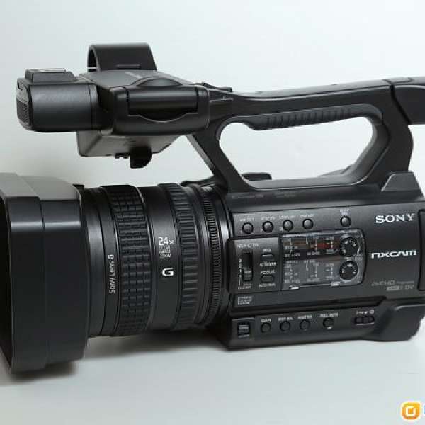 99% New Sony HXR NX100 Camcoder