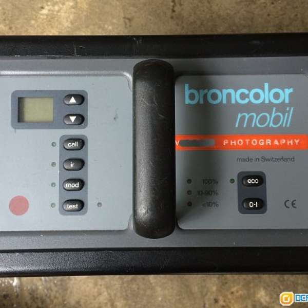 Broncolor Mobil 1600w power pack ( studio and location )