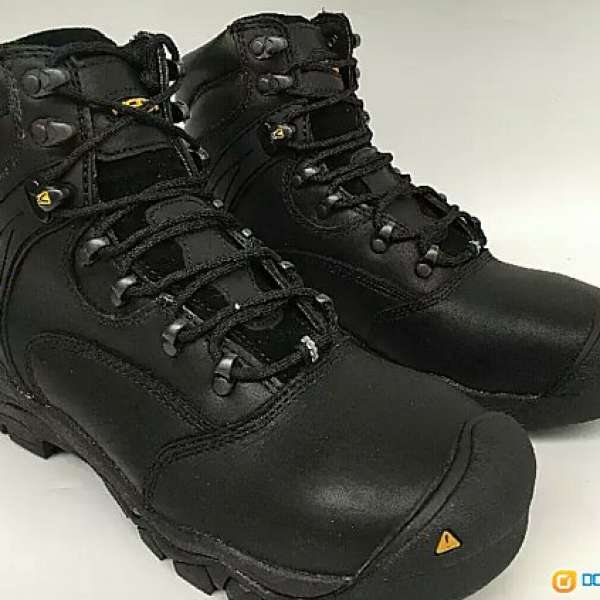 全新KEEN 黑色透氣防水鋼頭安全鞋(只有歐碼42號)