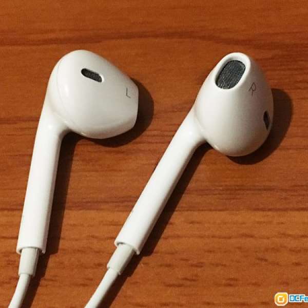 Apple EarPods