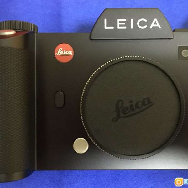 FS : Leica SL