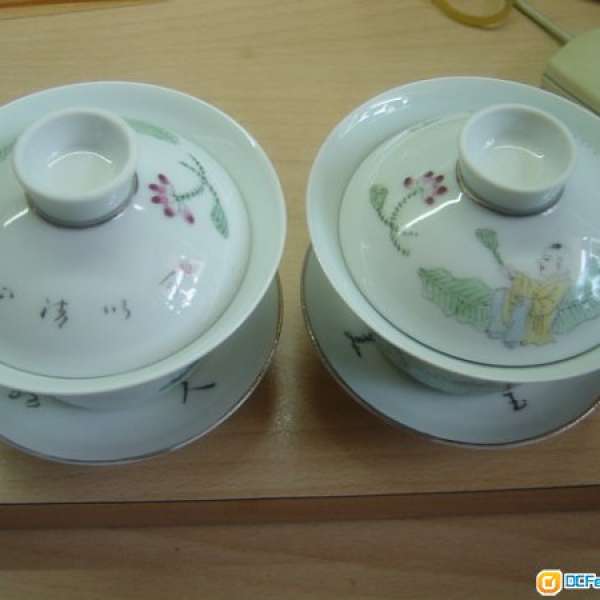 全新 舊 美人如玉 手繪花 瓷 茶盅 一對,只售HK$800(不散買,不議價)