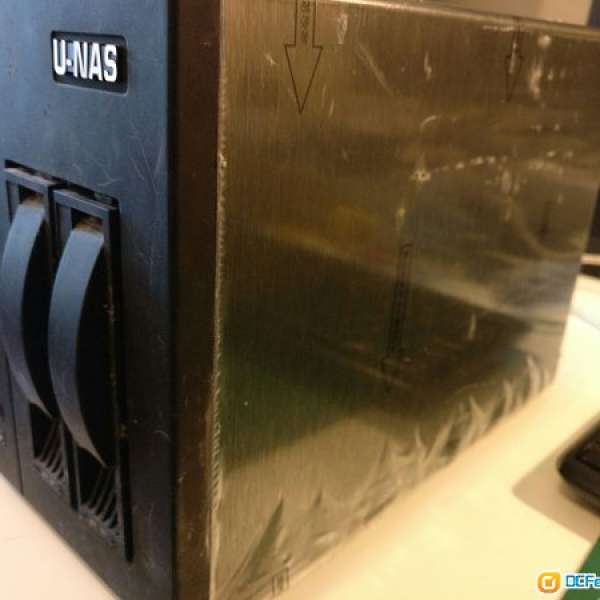 U-NAS 2-Bay 萬由 i3-3240T 8G RAM 1.64T HDD 電腦