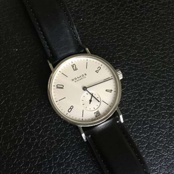 NOMOS Glashütte Tangomat Datum 38mm Automatic