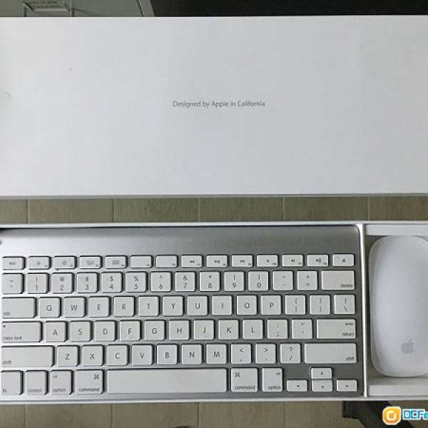 Apple magic mouse and keyboard