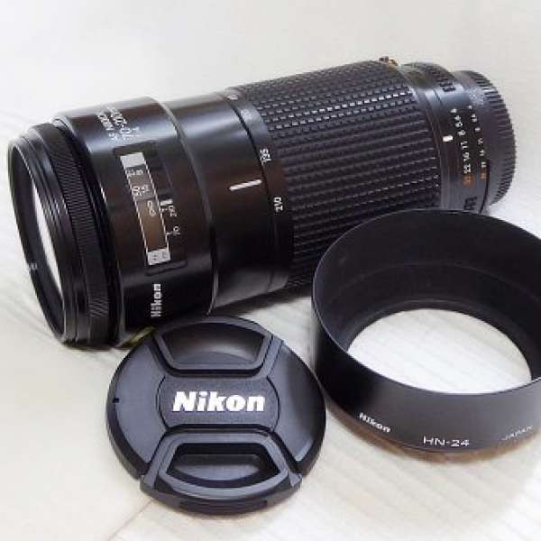 Nikon AF 70-210mm F4 +  原廠 HN-24 hood