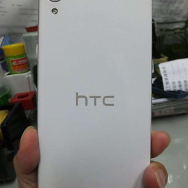 放有使用痕跡HTC Desire 826 dual sim 4G smartphone連盒全套=$500