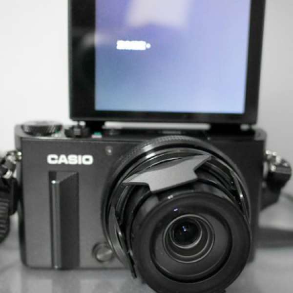 (90%new)Casio EX-100 28mm-300mm F2.8 (not Olympus Stylus 1)
