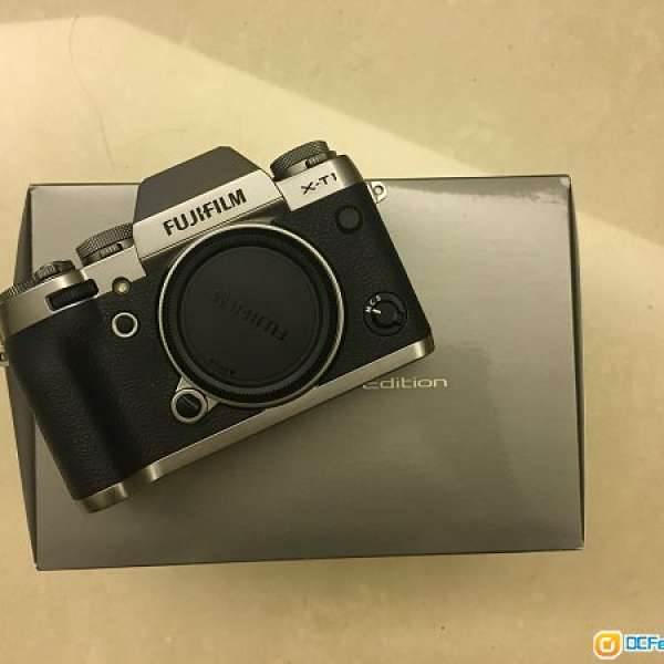 Fujifilm X-T1 Graphite Silver Edition 9成新