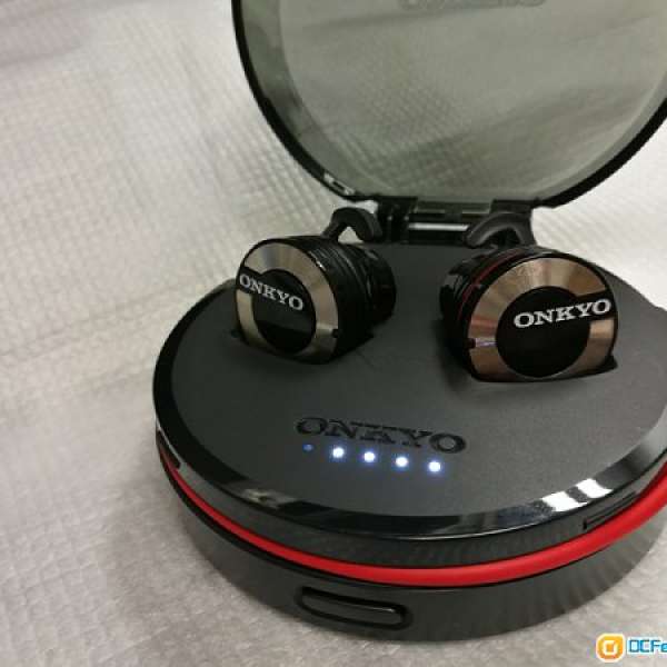 95%新 安橋 ONKYO W800BT藍牙無線耳機 (香港行貨2年保養) not BOSE Sony Jabra