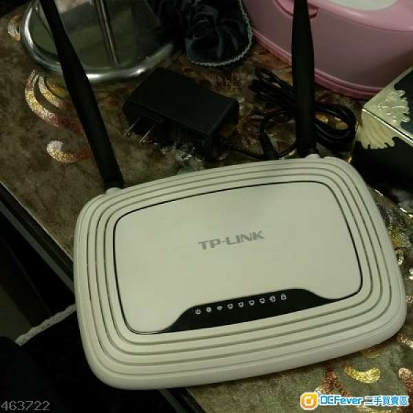 95%新 TP-link wr841n 300m 無線N router 雙天線