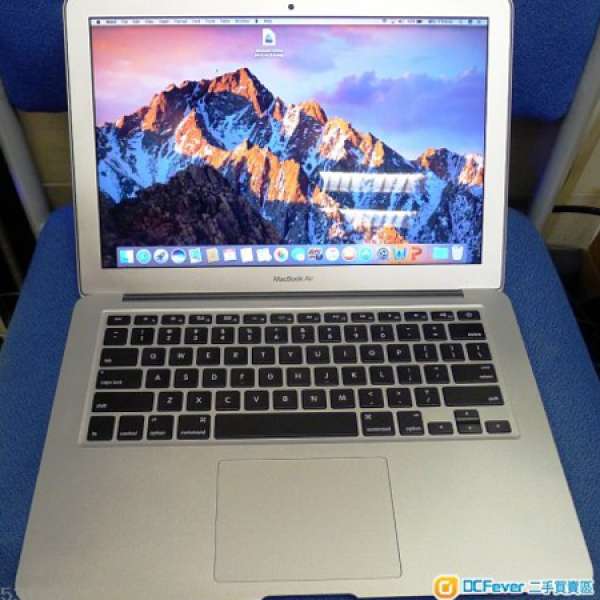 98% New MacBook Air 13" mid 2013 香港行貨