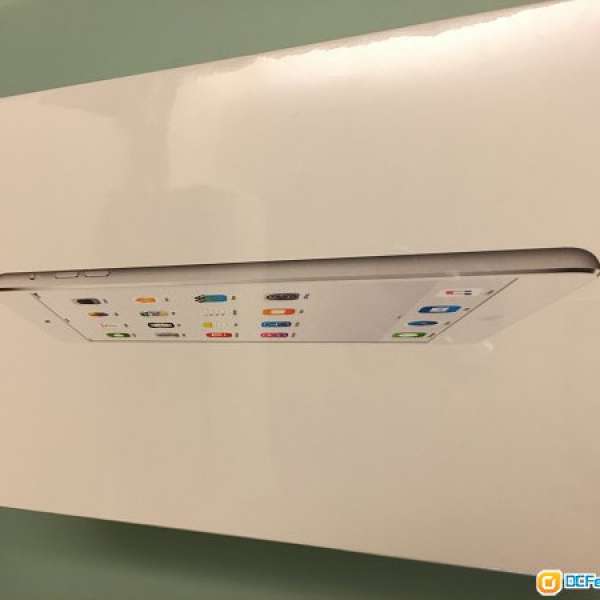 IPad mini 2 wifi 32GB 全新未開封