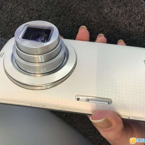 市場難求，full set 85%新 Samsung Galaxy k zoom c115 White 白色