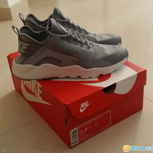 Nike huarache ultra 灰白色