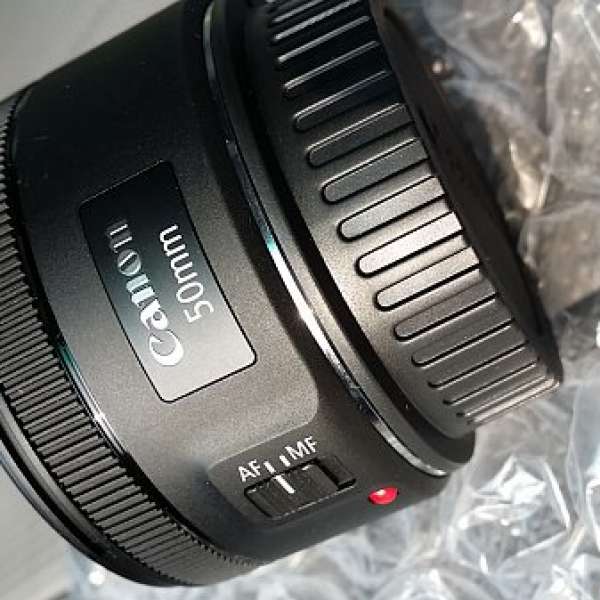 Canon  EF  50mm f/1.8 STM
