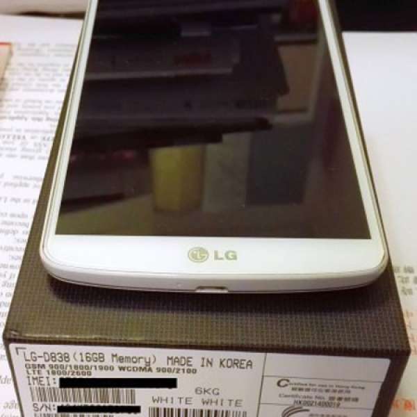 LG  G PRO 2 16GB 港行百老匯單 D838 白色 非常新淨 已貼玻璃貼