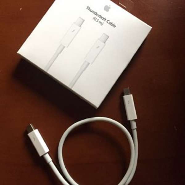 Apple Thunderbolt Cable 0.5m 短線 白色 99%新 Macbook iMac