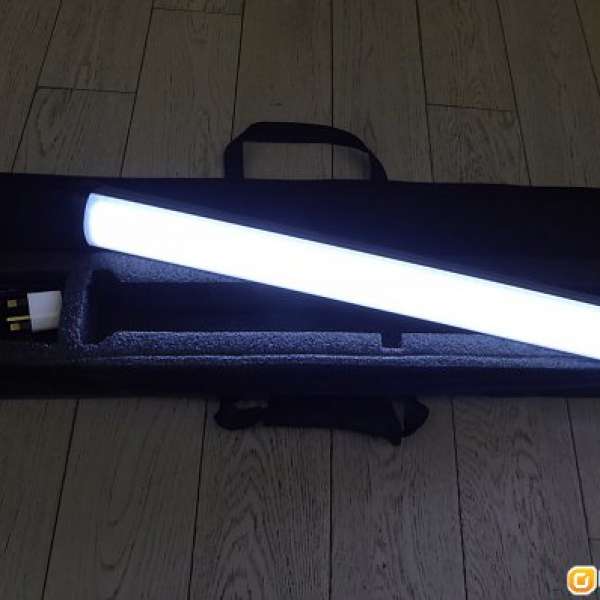 99% New 銳鷹Saber One LED light stick