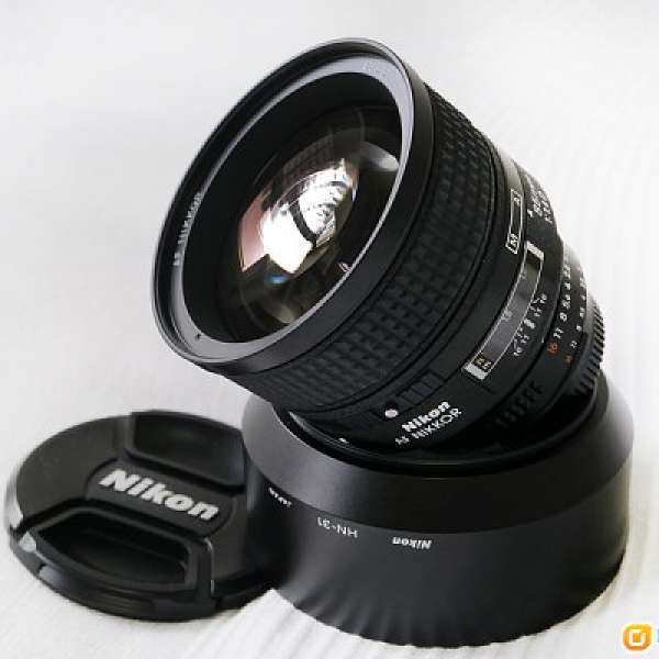 Nikon AF 85mm f/1.4D