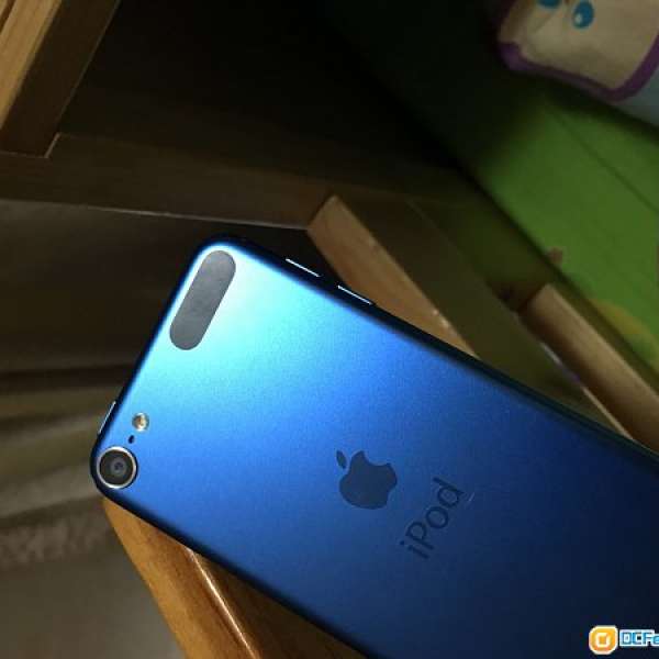 出售第6代iPod touch 16GB藍色