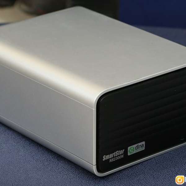 SmartStor NS2300N NAS 連 WD 500GB x2