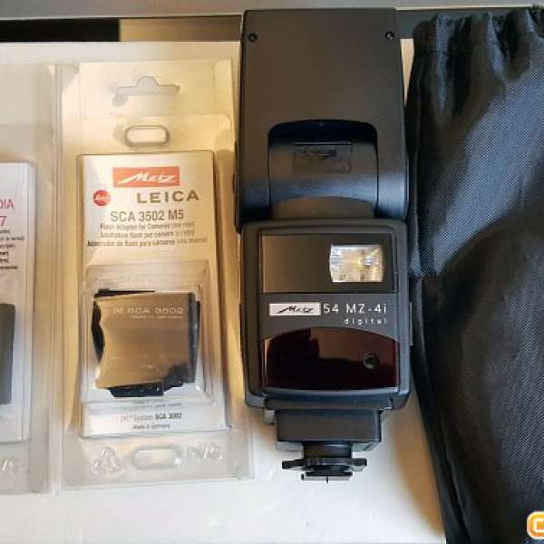 Metz 54MZ-4i Flash with adapters for Leica M