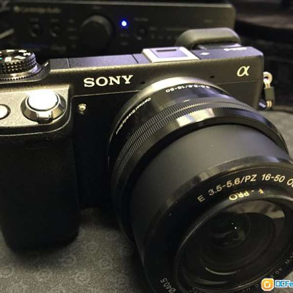 Sony NEX-6 + F3.5-5.6 16-50mm OSS SELP1650