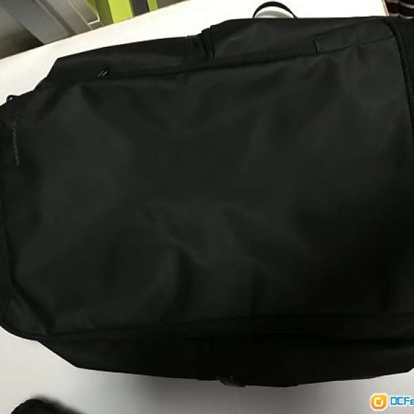 Mandarina Duck backpack 背包，黑色，可屯門交收