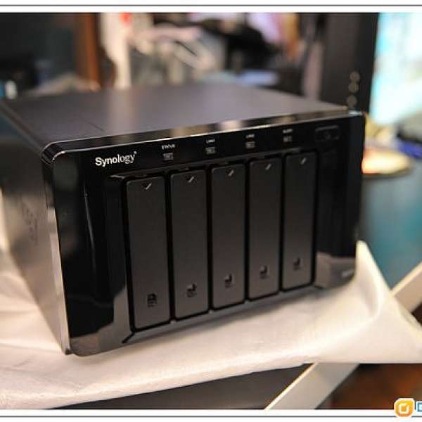 Synology DiskStation DS1010+ 5Bay  USB x 4 /eSATA x 1/ Gigabit LAN x 2