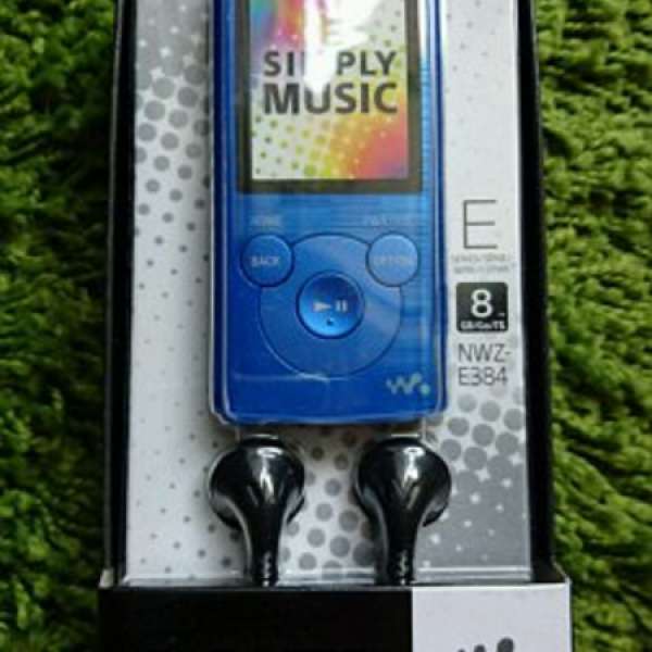 100% New Sony NWZ-E384 MP3 Walkman 8GB