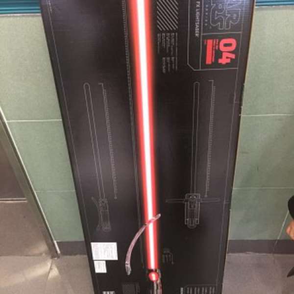 STAR WARS BLACK SERIES - KYLO REN FORCE FX LIGHTSABER