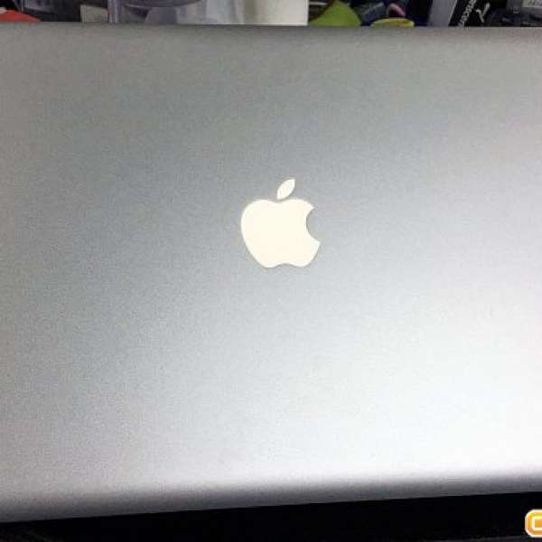 Macbook Pro 15寸 9成新 i7
