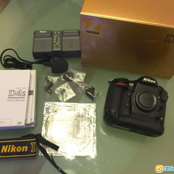 Nikon D4s 98% new 行貨 (包 RRS L Plate)