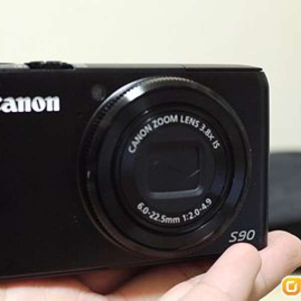 Canon Powershot S90