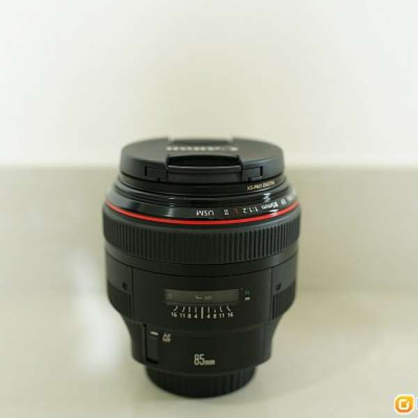 Canon EF 85mm f/1.2 L II USM