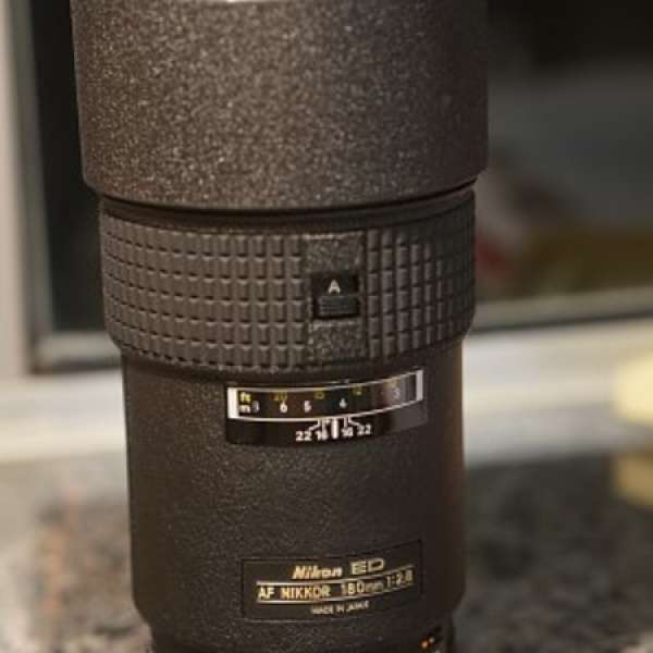 Nikon AF 180mm F2.8 ED
