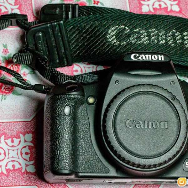 Canon EOS 500D行貨淨機身連Battery Grip