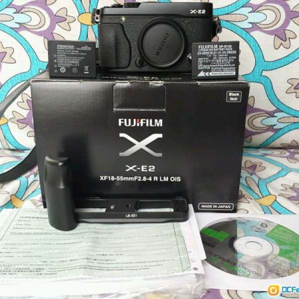 Fujifilm XE2 黑色連副廠手柄